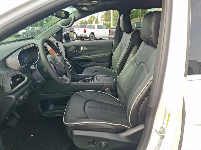 2027 Chrysler Pacifica Limited