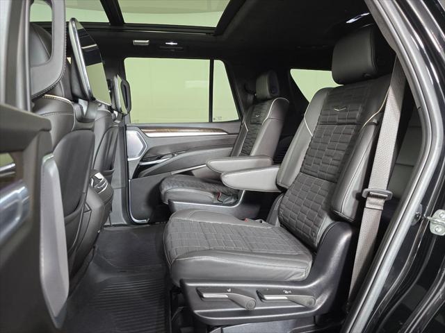 2025 Cadillac Escalade Sport Platinum