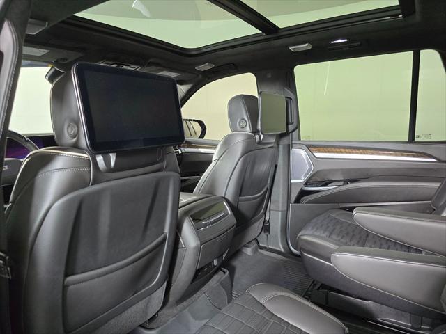 2025 Cadillac Escalade Sport Platinum