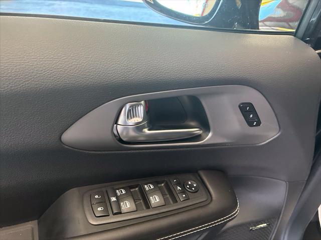 2027 Chrysler Pacifica Limited AWD