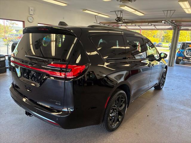 2027 Chrysler Pacifica Limited AWD