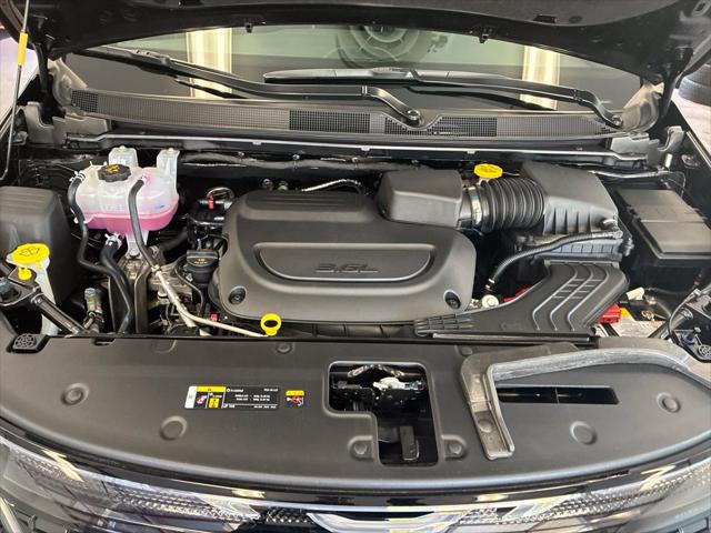 2027 Chrysler Pacifica Limited AWD
