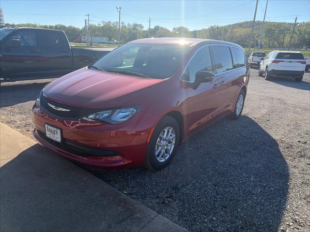 2027 Chrysler Pacifica LX