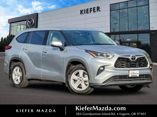 2021 Toyota Highlander LE for sale in Eugene, OR