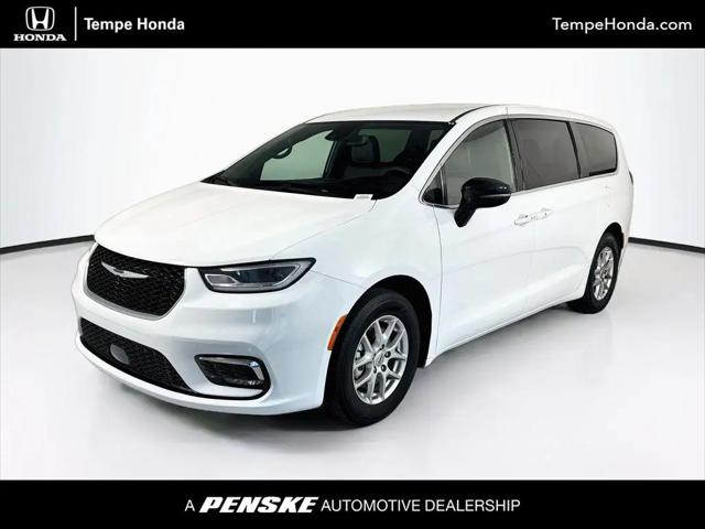 2025 Chrysler Pacifica Select for sale in Tempe, AZ