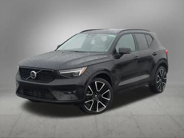 2024 Volvo XC40 B5 Ultimate Dark Theme for sale in Troy, MI