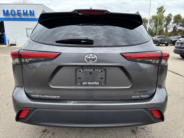 Used 2022 Toyota Highlander XLE For Sale in Jackson, MI