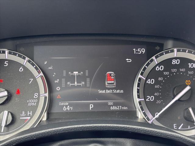 Used 2022 Toyota Highlander XLE For Sale in Jackson, MI