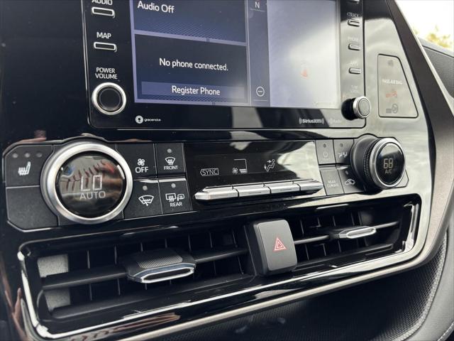 Used 2022 Toyota Highlander XLE For Sale in Jackson, MI