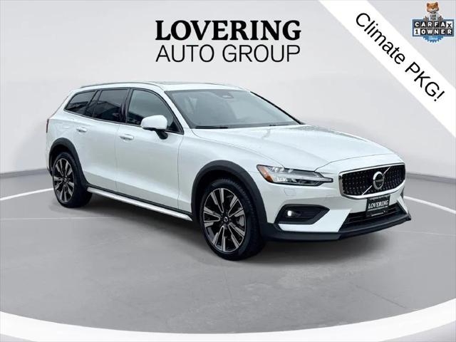 2025 Volvo V60 Cross Country Ultra, B5 AWD Gas mild hybrid for sale in Nashua, NH