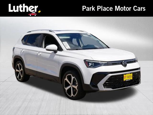 2025 Volkswagen Taos 1.5T SEL for sale in Rochester, MN