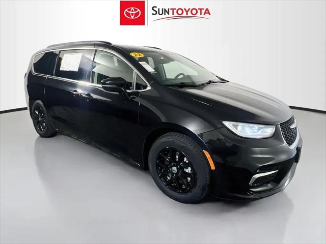 2022 Chrysler Pacifica Touring L for sale in Holiday, FL