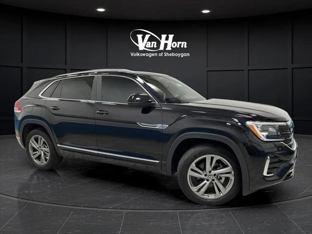 2024 Volkswagen Atlas Cross Sport 2.0T SEL R-Line for sale in Sheboygan, WI