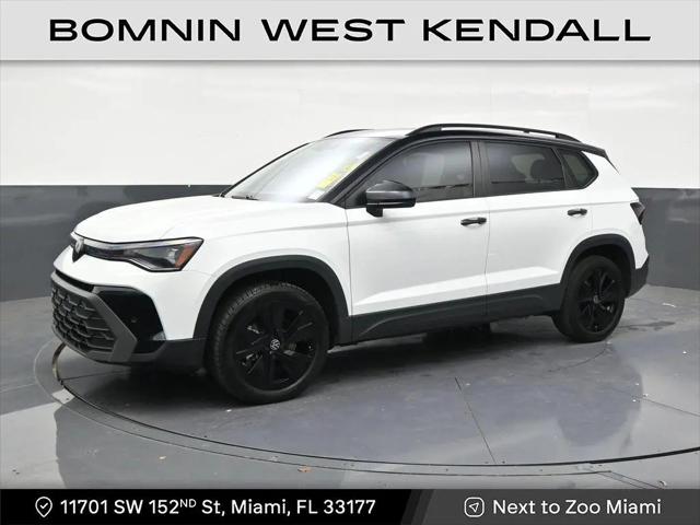 2025 Volkswagen Taos 1.5T SE Black for sale in Miami, FL