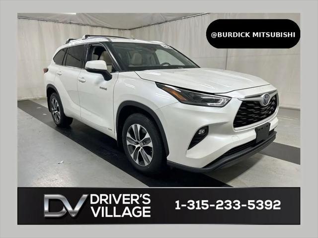 2021 Toyota Highlander Hybrid XLE for sale in Cicero, NY