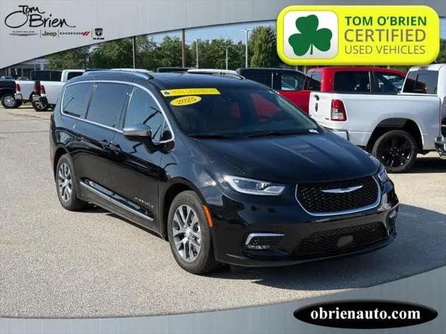 2025 Chrysler Pacifica Hybrid Pinnacle for sale in Indianapolis, IN