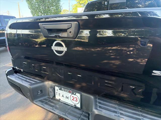 2023 Nissan Frontier Crew Cab SV 4x2