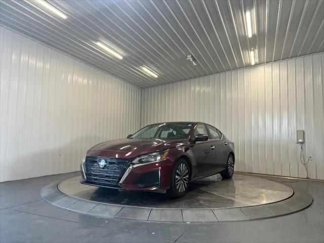 2024 Nissan Altima SV FWD for sale in Barberton, OH