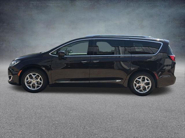 2018 Chrysler Pacifica Touring L 2018 Chrysler Pacifica Touring L