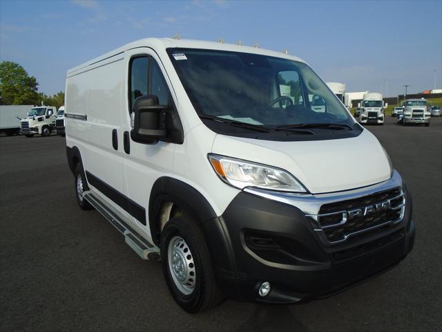 2025 RAM ProMaster 2500 Cargo Van Tradesman Low Roof 136 WB w/Pass Seat 2025 RAM ProMaster 2500 Cargo Van Tradesman Low Roof 136 WB w/Pass Seat