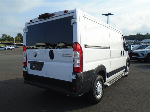 2025 RAM ProMaster 2500 Cargo Van Tradesman Low Roof 136 WB w/Pass Seat 2025 RAM ProMaster 2500 Cargo Van Tradesman Low Roof 136 WB w/Pass Seat