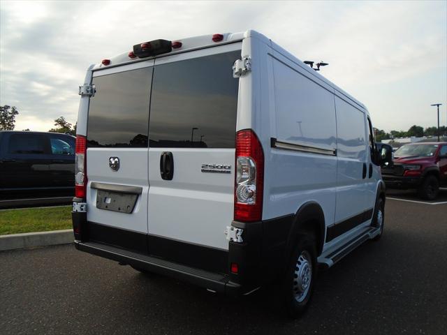 2025 RAM ProMaster 2500 Cargo Van Tradesman Low Roof 136 WB w/Pass Seat 2025 RAM ProMaster 2500 Cargo Van Tradesman Low Roof 136 WB w/Pass Seat