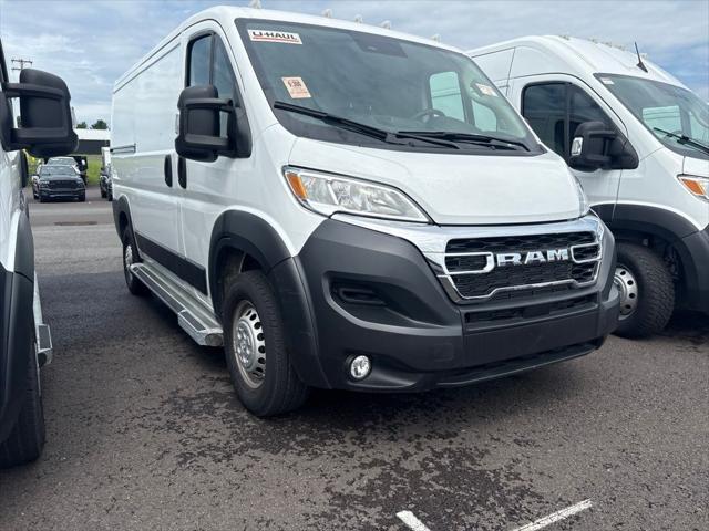2025 RAM ProMaster 2500 Cargo Van Tradesman Low Roof 136 WB w/Pass Seat