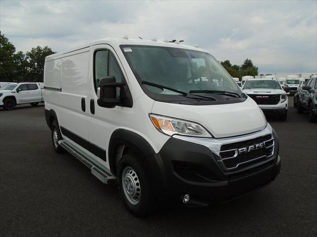 2025 RAM ProMaster 2500 Cargo Van Tradesman Low Roof 136 WB w/Pass Seat 2025 RAM ProMaster 2500 Cargo Van Tradesman Low Roof 136 WB w/Pass Seat
