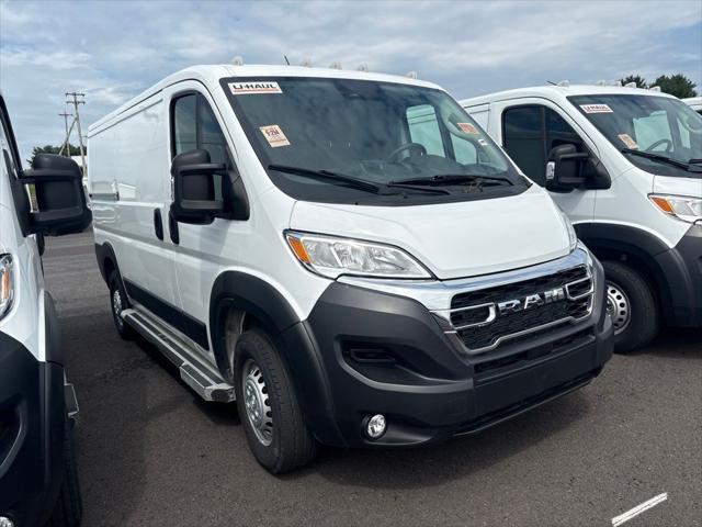 2025 RAM ProMaster 2500 Cargo Van Tradesman Low Roof 136 WB w/Pass Seat