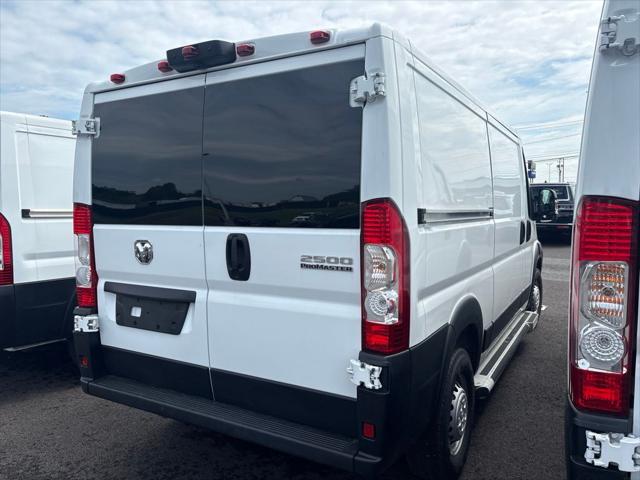 2025 RAM ProMaster 2500 Cargo Van Tradesman Low Roof 136 WB w/Pass Seat