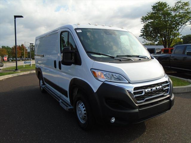 2025 RAM ProMaster 2500 Cargo Van Tradesman Low Roof 136 WB w/Pass Seat 2025 RAM ProMaster 2500 Cargo Van Tradesman Low Roof 136 WB w/Pass Seat