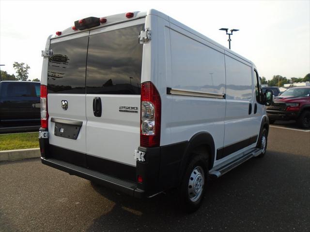 2025 RAM ProMaster 2500 Cargo Van Tradesman Low Roof 136 WB w/Pass Seat 2025 RAM ProMaster 2500 Cargo Van Tradesman Low Roof 136 WB w/Pass Seat