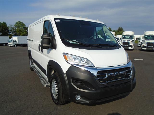 2025 RAM ProMaster 2500 Cargo Van Tradesman Low Roof 136 WB w/Pass Seat 2025 RAM ProMaster 2500 Cargo Van Tradesman Low Roof 136 WB w/Pass Seat