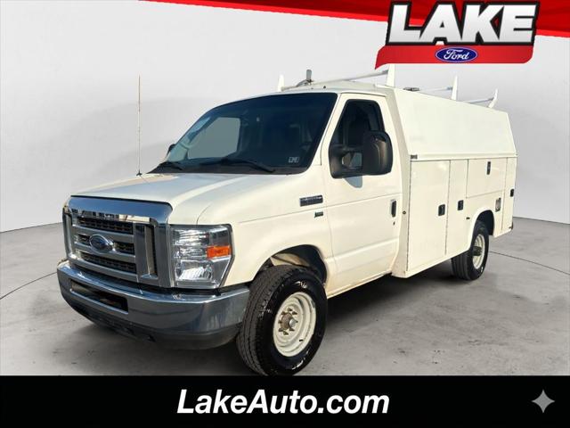 2019 Ford E-350 Cutaway Base 2019 Ford E-350 Cutaway Base