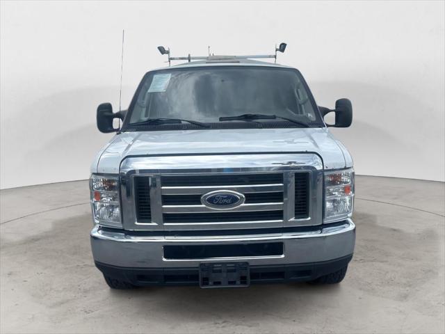2017 Ford E-350 Cutaway Base