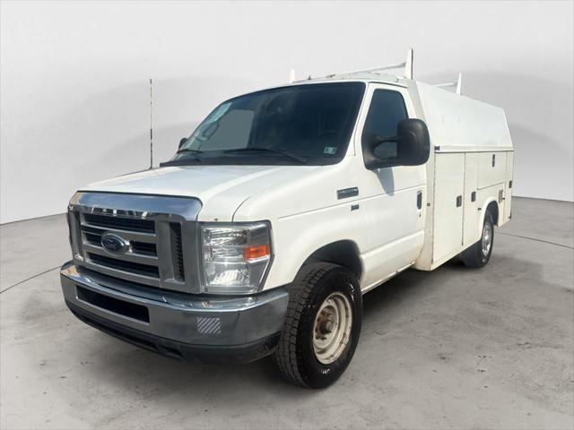2019 Ford E-350 Cutaway Base 2019 Ford E-350 Cutaway Base