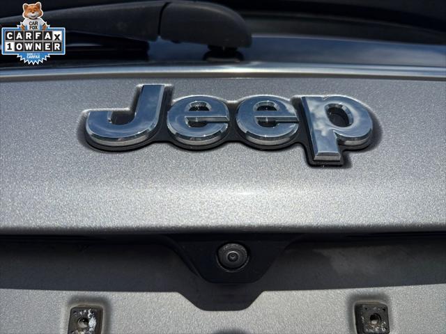 2023 Jeep Compass Latitude Lux FWD