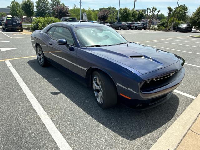 2017 Dodge Challenger SXT Plus