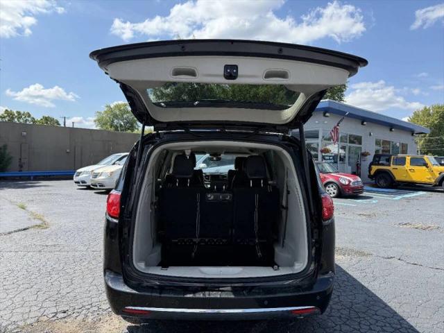 2020 Chrysler Pacifica Touring L