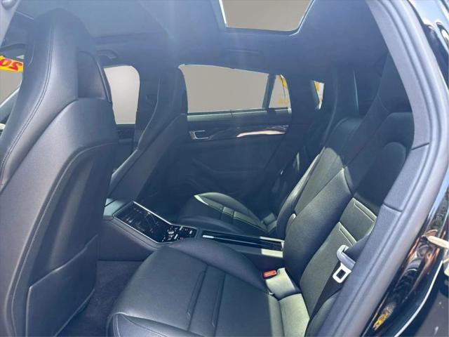 2018 Porsche Panamera 4S