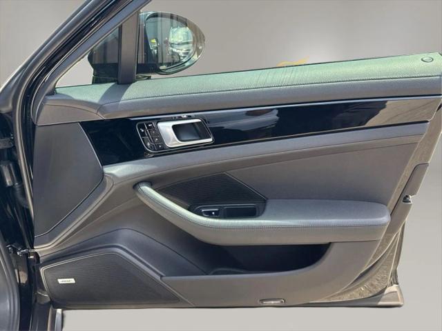 2018 Porsche Panamera 4S