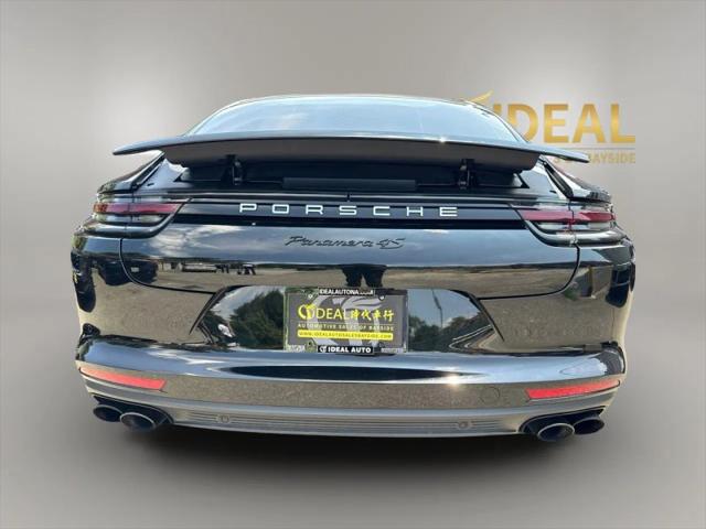 2018 Porsche Panamera 4S