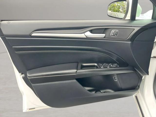 2020 Ford Fusion Hybrid Titanium