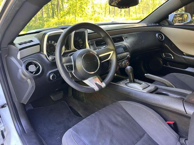 2011 Chevrolet Camaro 2LS