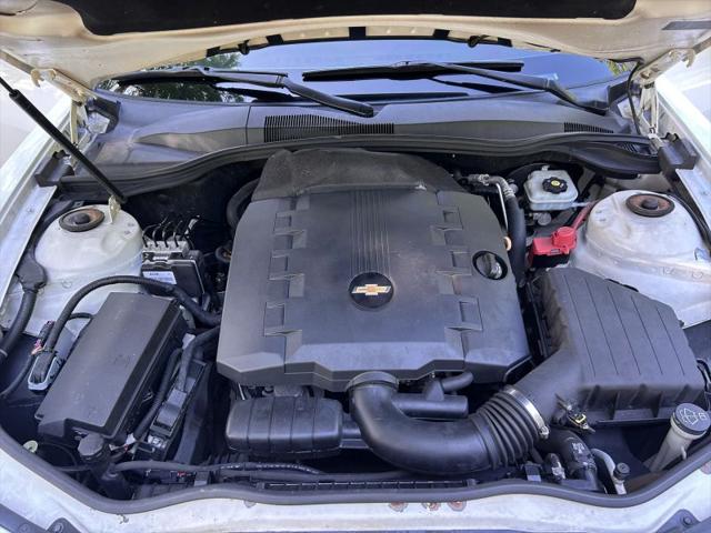 2011 Chevrolet Camaro 2LS