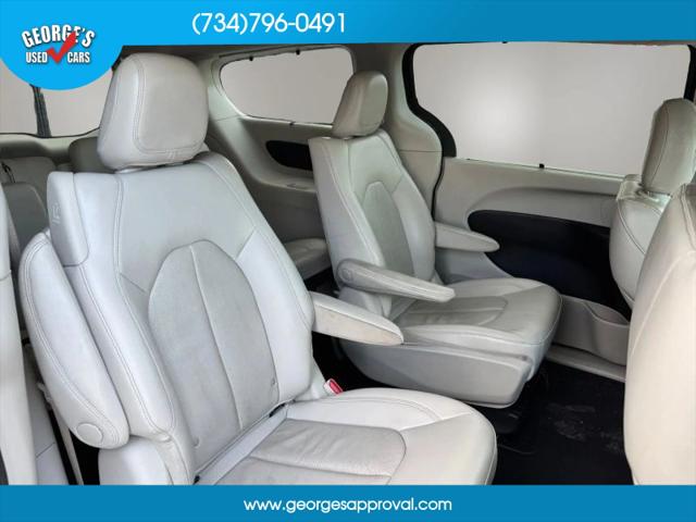 2021 Chrysler Pacifica Hybrid Touring L
