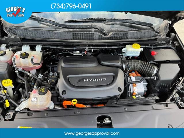 2021 Chrysler Pacifica Hybrid Touring L