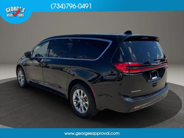 2023 Chrysler Pacifica Touring L AWD