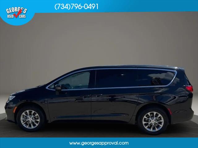 2023 Chrysler Pacifica Touring L AWD