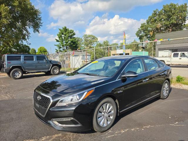 2016 Hyundai Sonata Hybrid SE for sale in Lake Station, IN